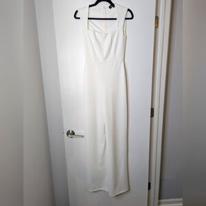 GUC Lulus White Sleeveless Jumpsuit